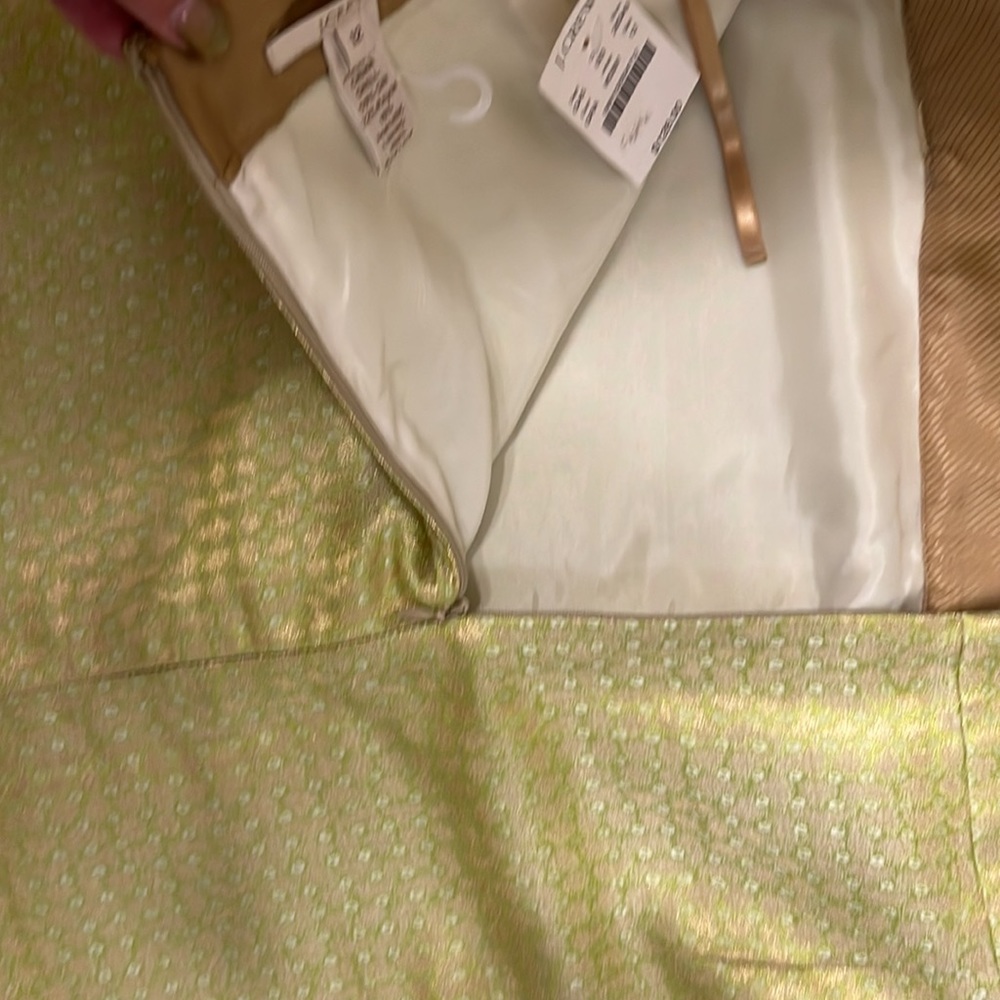 Skirt - Picture 3 of 5